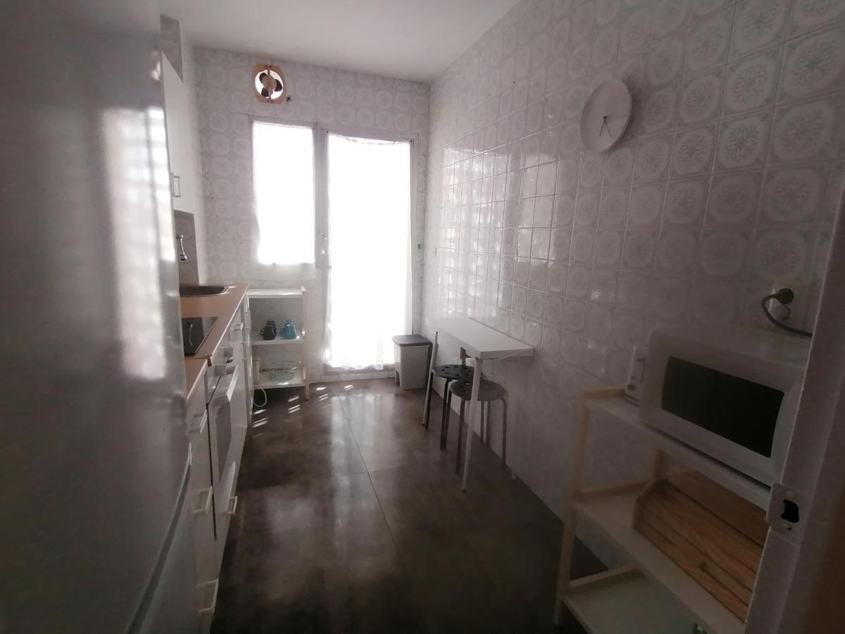 Piso Familiar Con Piscina Y Aparcamiento En Torre Del Mar - Edificio Ronda I Apartment Luaran gambar